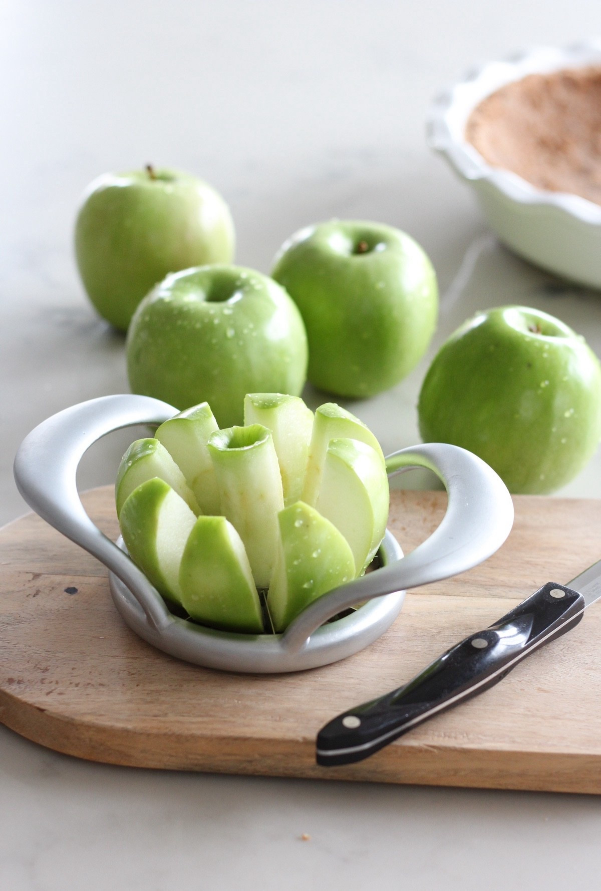 Okay, you NEED this apple slicer. It’s one of those kitchen gadgets that actually makes life easier— fall baking, snacks, salads, and cheese boards just got simpler!

#LTKFindsUnder50 #LTKParties #LTKHome