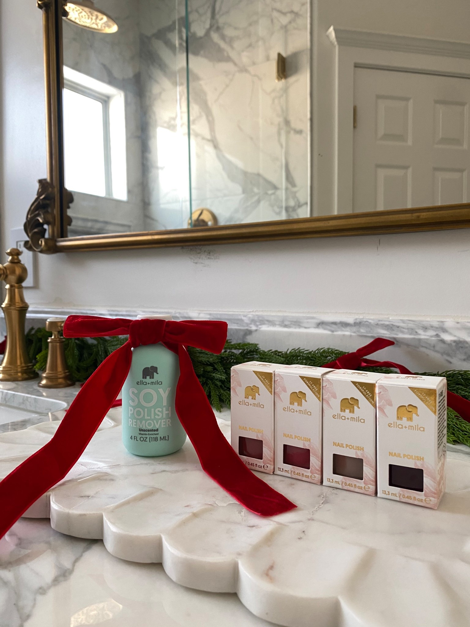  @ellamila @cvspharmacy #ellamilaholiday

#LTKBeauty #LTKHoliday #LTKGiftGuide