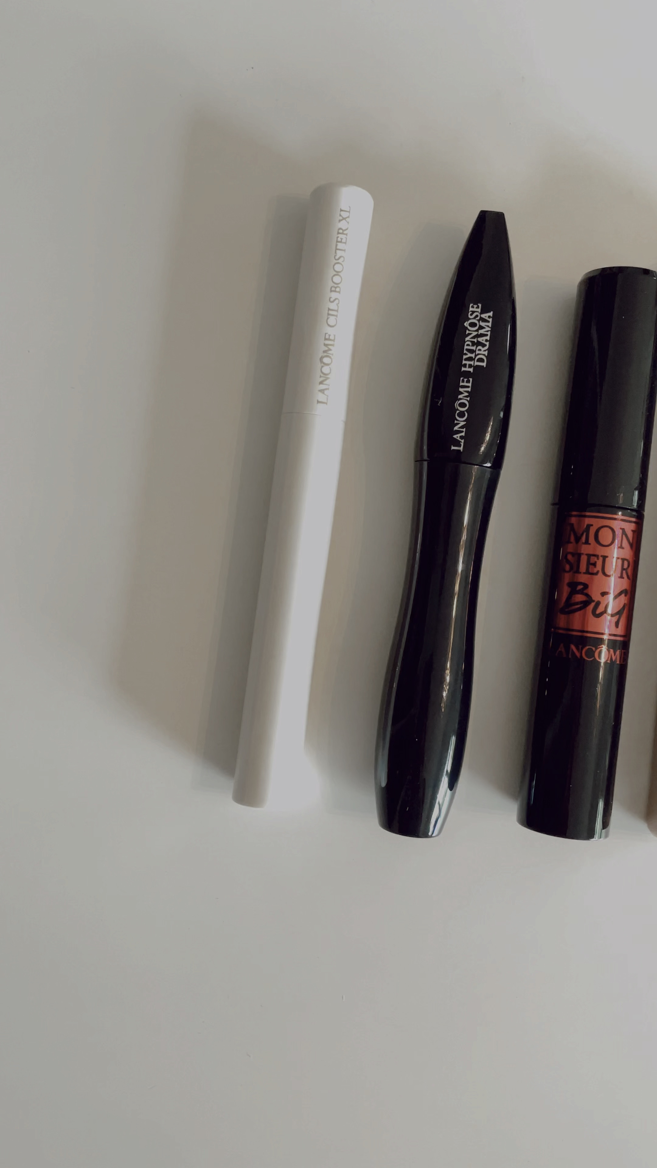 30% OFF!! new Lancôme mascara’s !

•drama mascara 
•high def mascara 
•lash primer
•lift + volume mascara 
•waterproof mascara 

#beautysale #mascara #LTKFind


#LTKunder50 #LTKbeauty #LTKsalealert