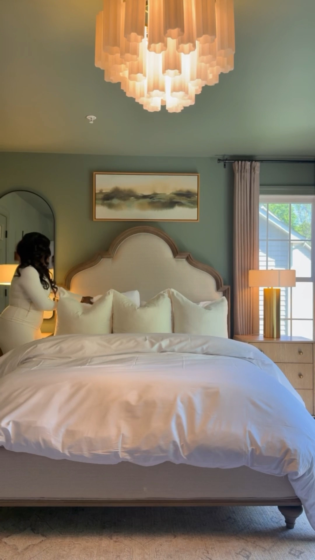 I took a risk and it paid off with this guest bedroom refresh! 🤩

#LTKSaleAlert #LTKHome