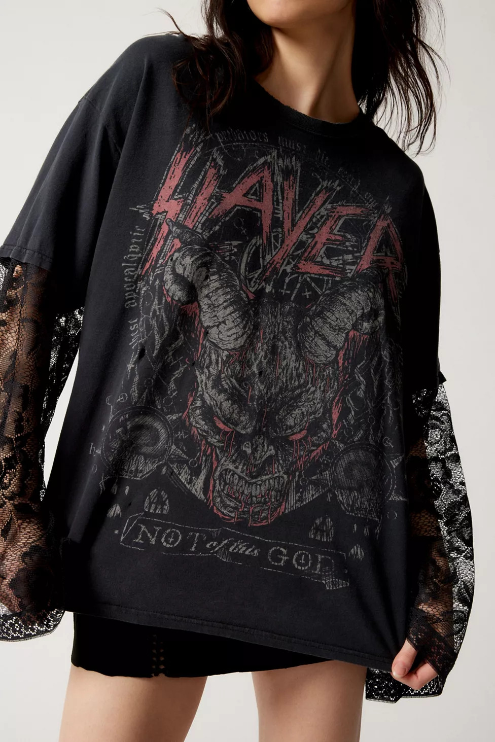 Urban Renewal Remade Overdyed Lace Sleeve Graphic Tee | Urban Outfitters (US and RoW)