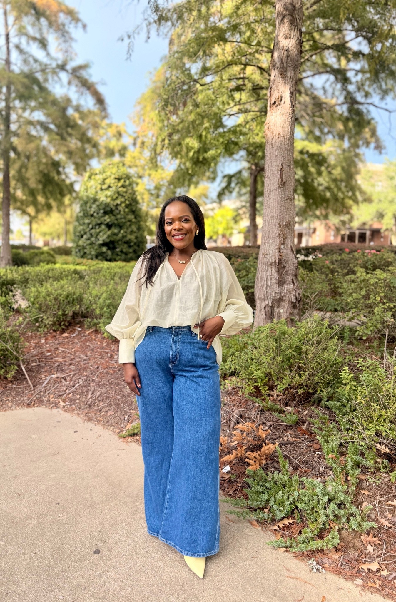 Obsessed with these jeans from Old Navy!

#LTKootd #LTKPetite #LTKSaleAlert