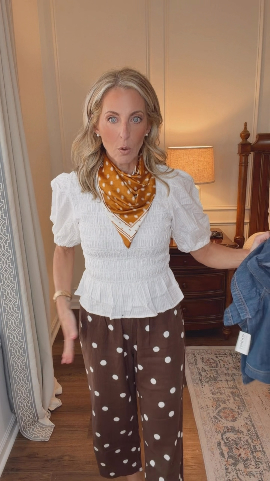 Not going to lie, I have been all about polka dots lately, and I am NOT sorry about it. They are everywhere, and I am wearing them on repeat!! These  brown linen blend ones are currently ON SALE at Old Navy and honestly, you need them in your life immediately. Full stocked and ready. Just comment Sunday and I will send them!


 I am 5'5" wearing a size XS — they run true to size and the linen blend fabric is SO good for spring and summer! 

Follow @lightandlifestyled on LTK for the full outfit details!