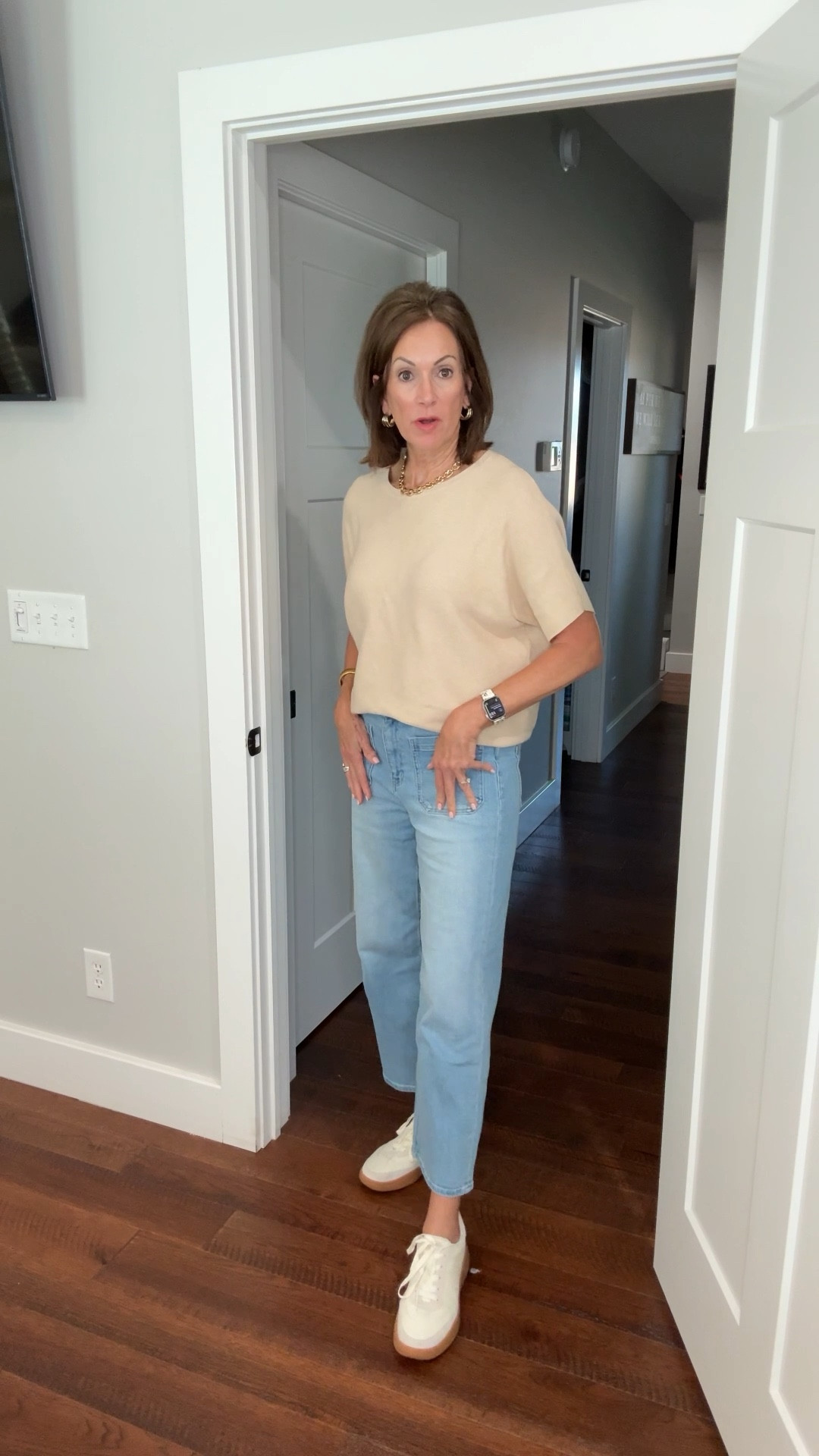 Sweater tee - medium 
Jeans - 29


#LTKStyleTip #LTKMidsize #LTKTall