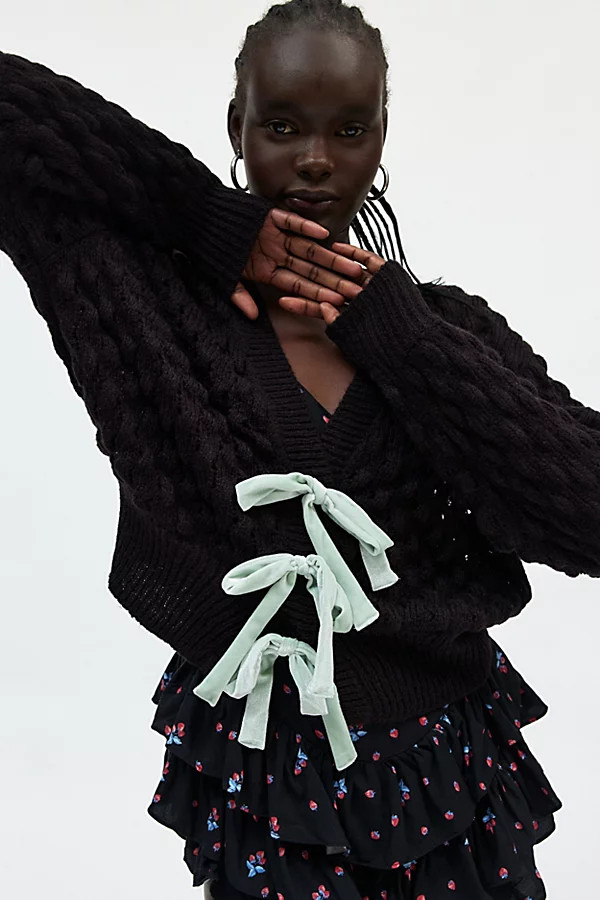 Kimchi Blue Cora Bow Cardigan | Urban Outfitters (US and RoW)