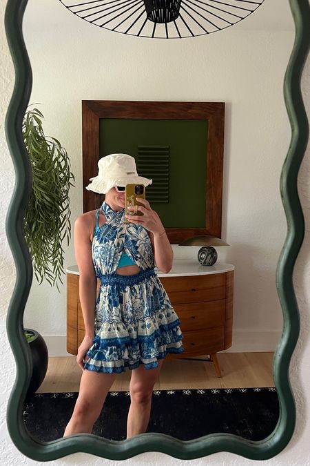 Cute beach outfit. Summer outfit. Summer dress. Size down. #meandmrjones 

#LTKSeasonal #LTKFindsUnder50 #LTKFindsUnder100