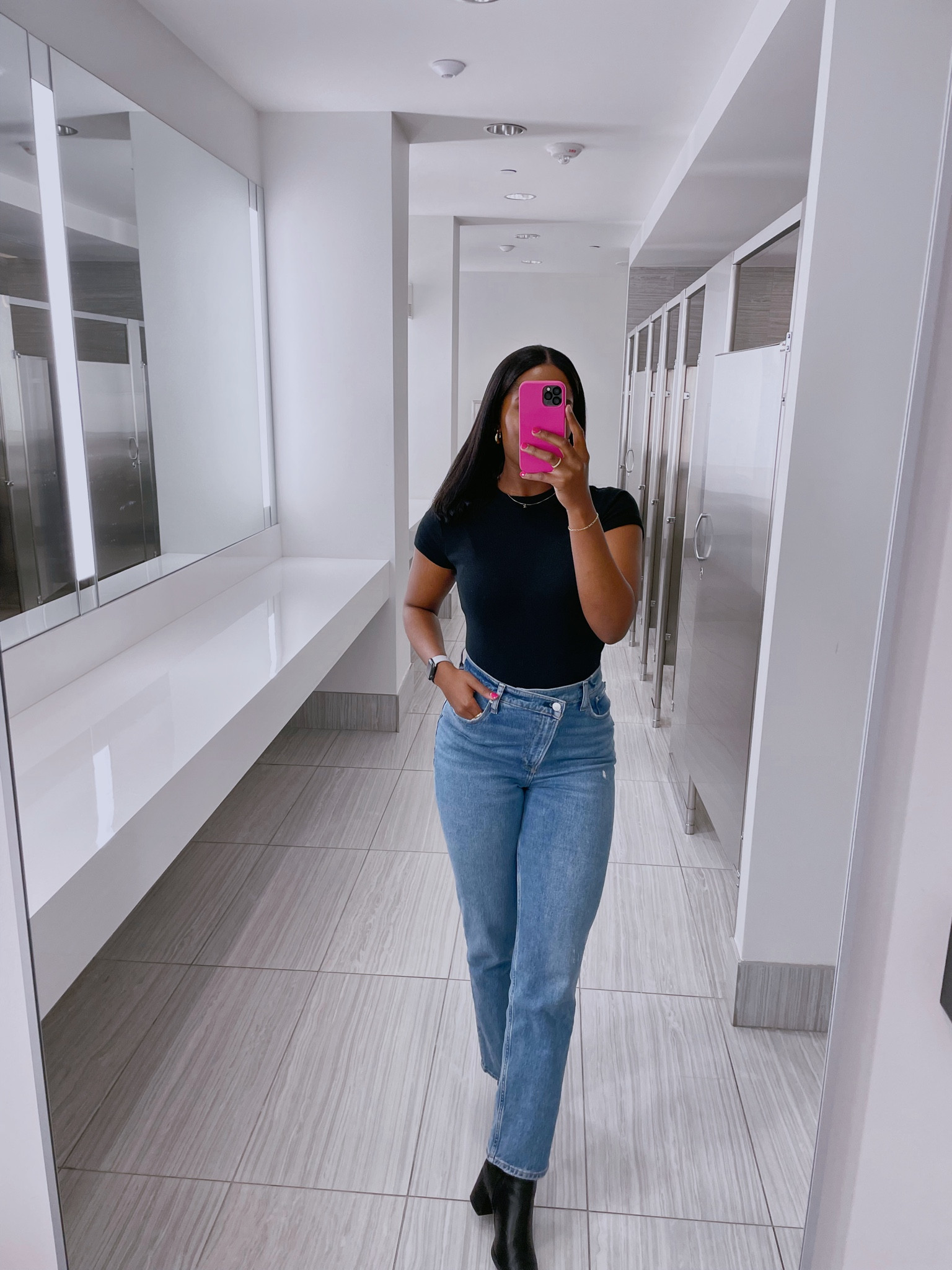 forever a neutral and causal office fit girly 

office outfit, ootd, casual office wear, neutral outfit 

#LTKstyletip