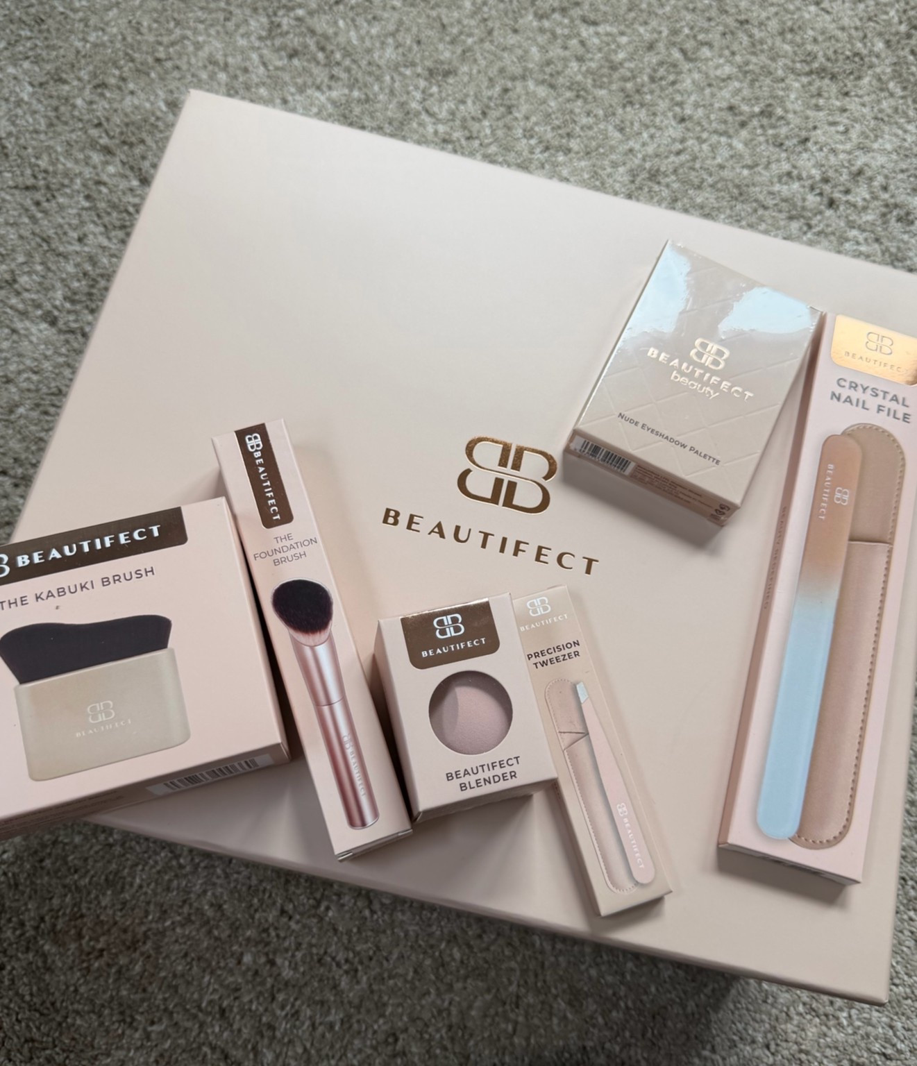 So excited to show y’all my @Beautifect order 😻😻😻
