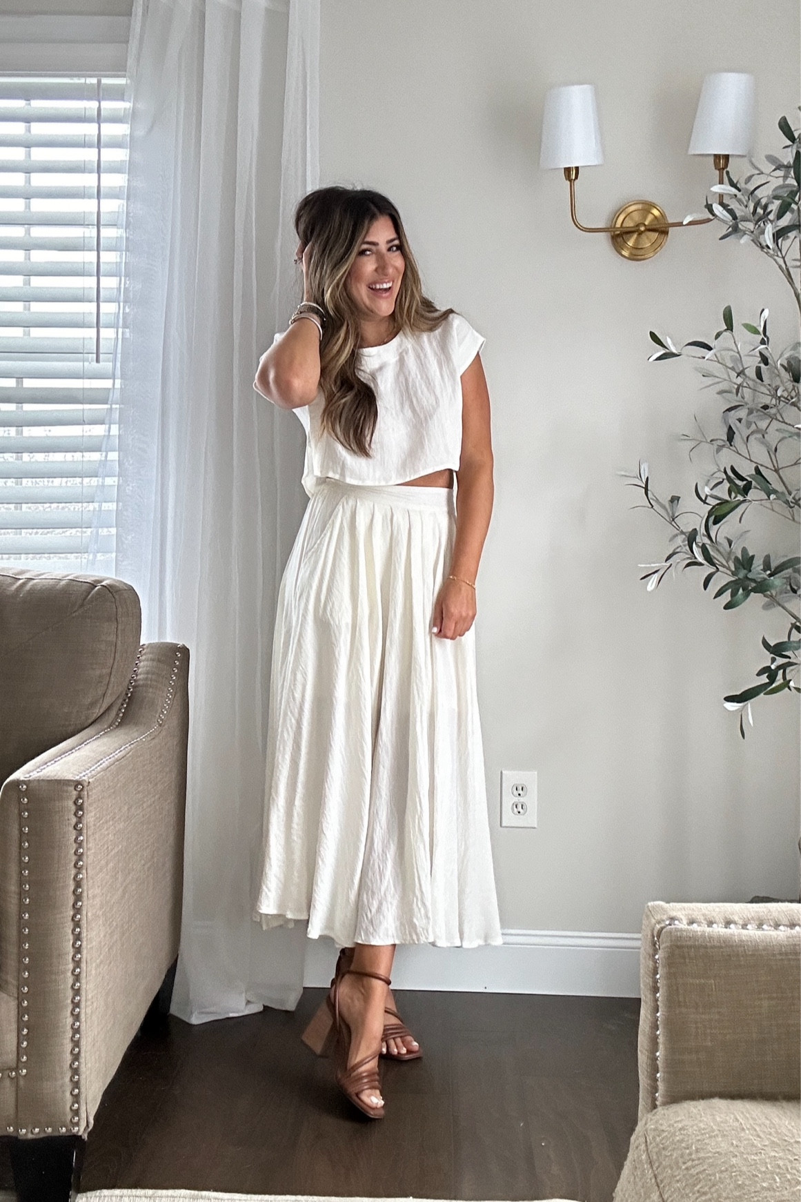 Similar  linked! Use code LAURENSPRING25 for 25% off!  Wearing meds.

Spring outfit, spring skirt, cropped top, two piece set

#LTKfindsunder100 #LTKSeasonal #LTKstyletip