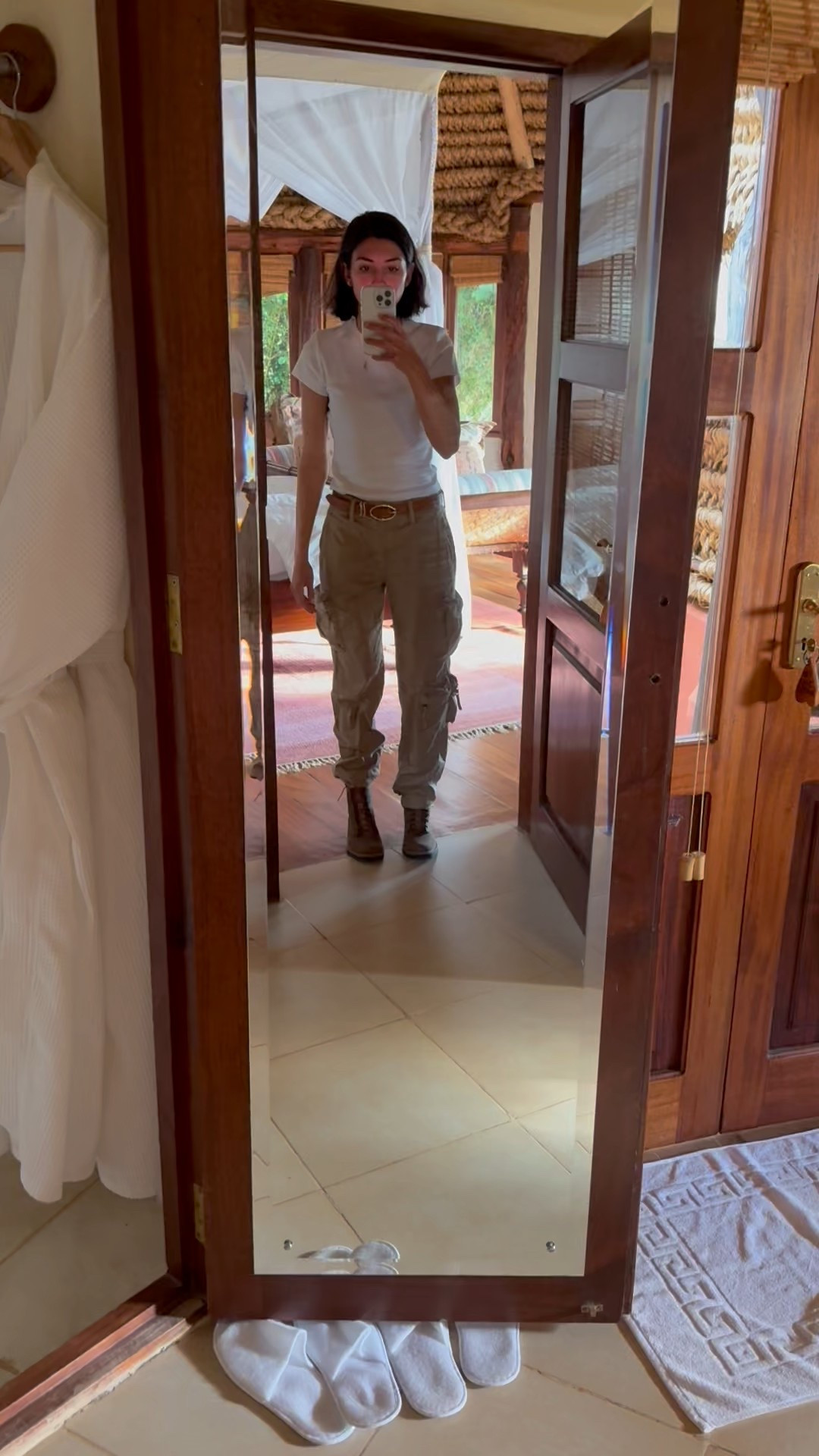 Sundowner fit! #kenyasafari #safarioutfits #ootd #whattowearonsafari

#LTKFindsUnder100 #LTKTravel #LTKPetite