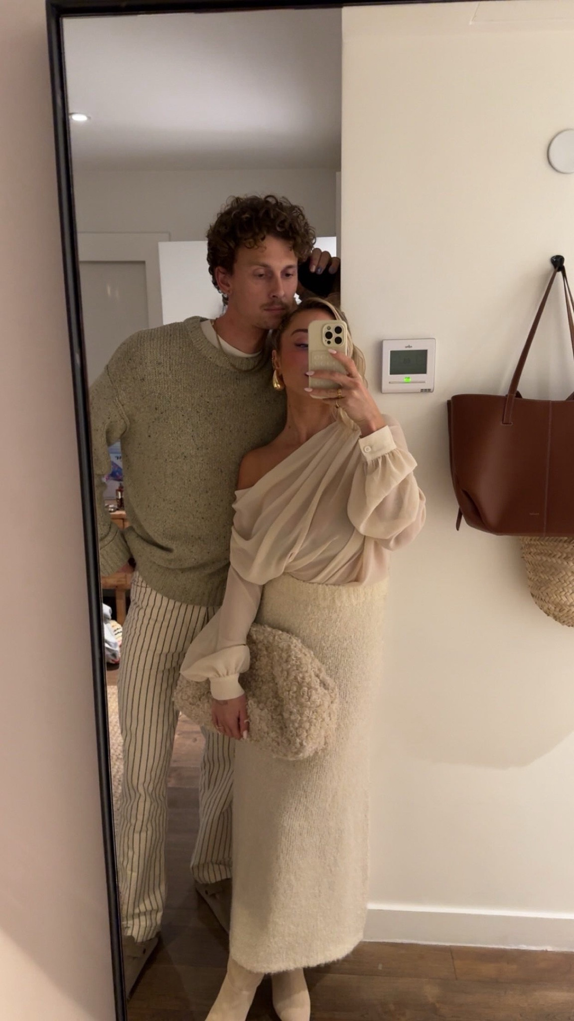 ootn ☁️✨🤎
top is Commence. it’s supposed to have a flower, but does not. so I linked a sim one that does have a flower🌹 
use code CHILDS for my NA-KD skirt 

#LTKitbag #LTKstyletip #LTKmens