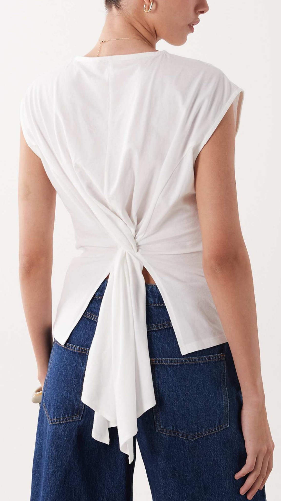 I love a tee with a fun look

#LTKSeasonal #LTKOver40 #LTKdayinmylife