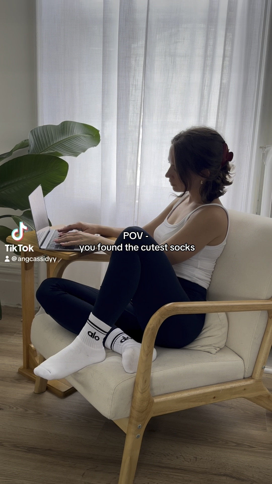 OOTD alo socks Kendall Jenner ootd 

#LTKStyleTip #LTKFitness #LTKActive