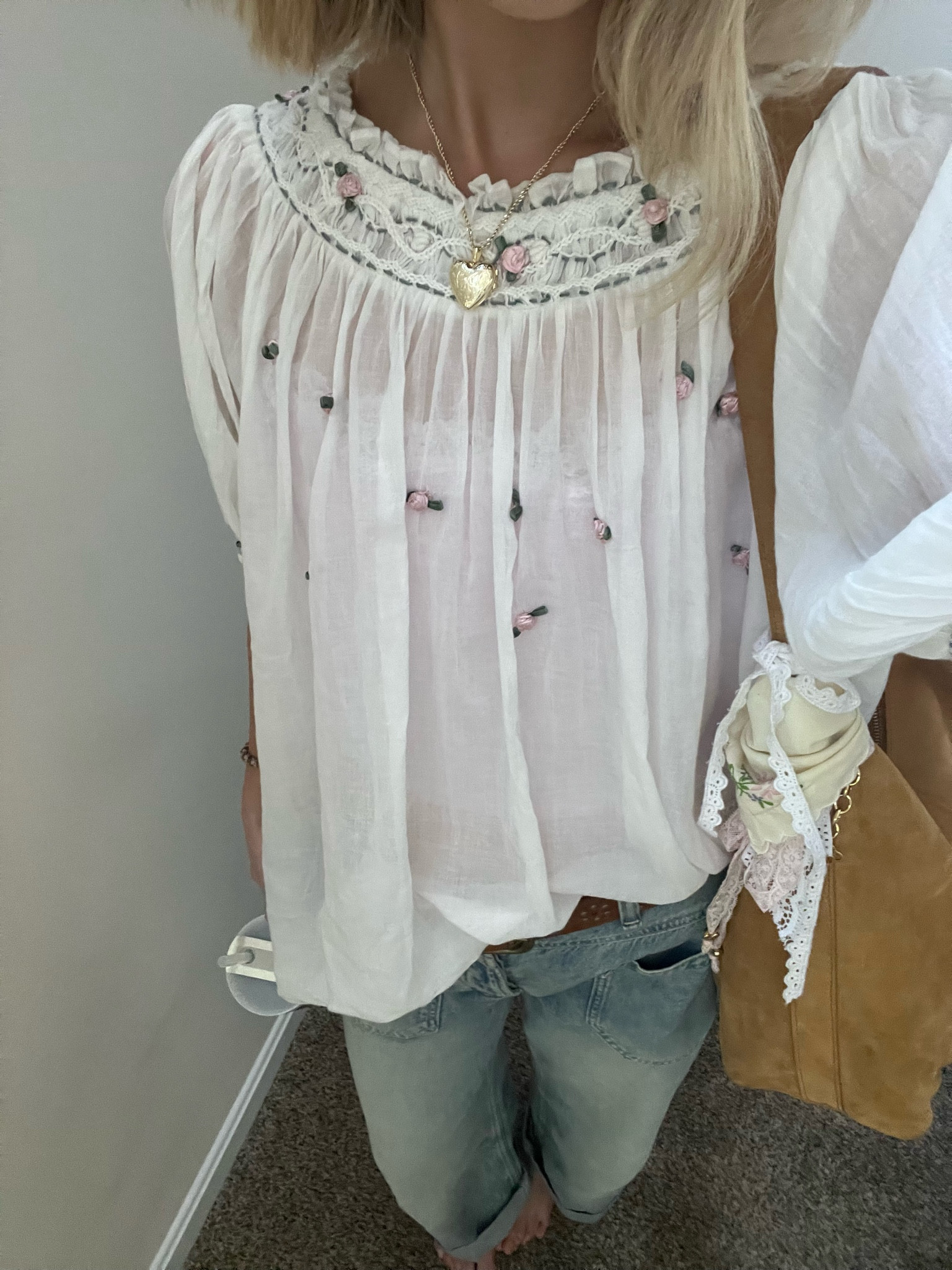 Obsessed with this free people tunic 🤍🌸

#LTKSeasonal #LTKGiftGuide #LTKStyleTip