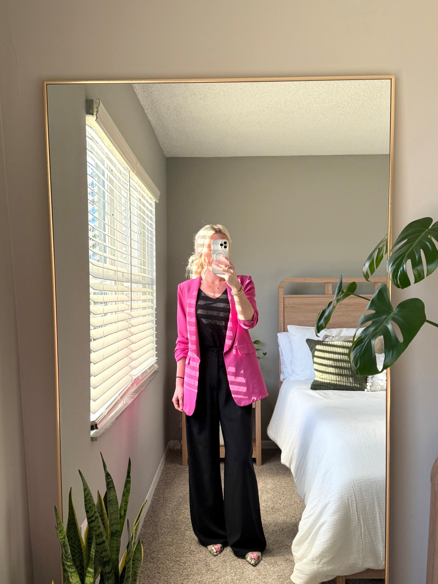 Galentine’s day looks 🩷 or an office look for spring. Wearing a medium in the pink blazer and small wide leg pants  

#LTKSaleAlert #LTKValentine #LTKWorkwear