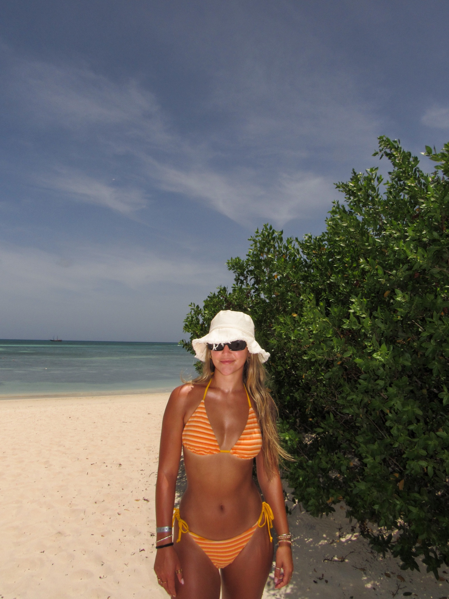bikini szn! 🧡🚤🌴

#LTKSeasonal #LTKstyletip #LTKtravel