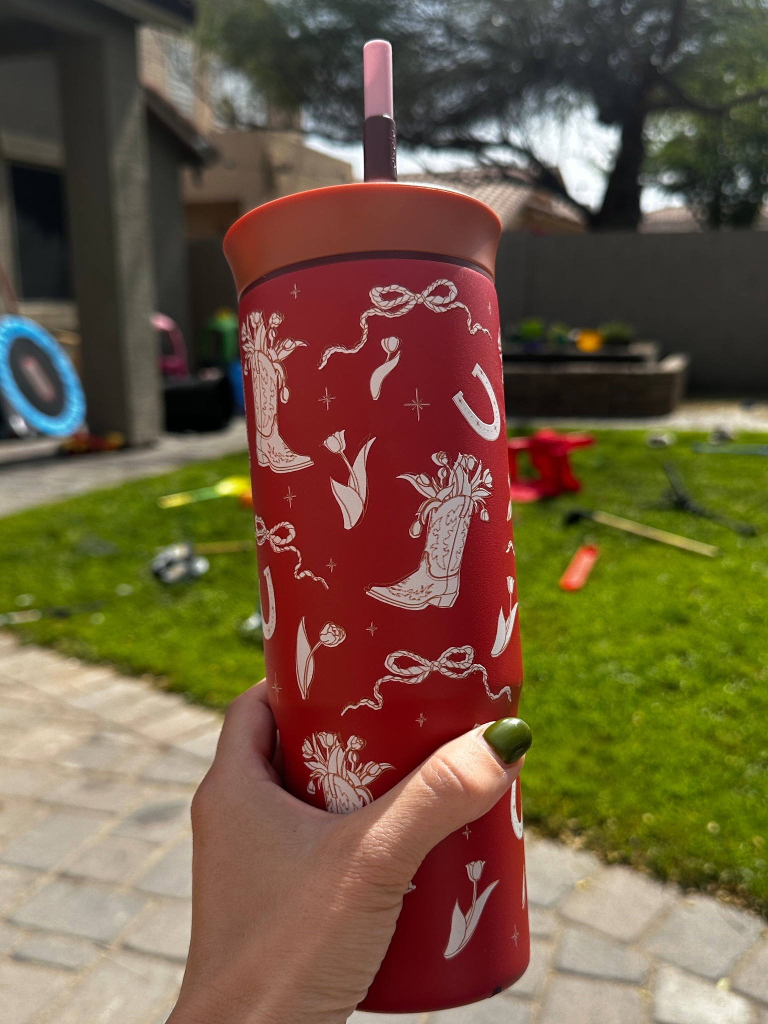 The perfect size owala!!!! Even though I’ve filled it up (what feels like) 14 times today, I’m obsessed. 🇺🇸🤠👢

#LTKFestival #LTKFamily #LTKSwim