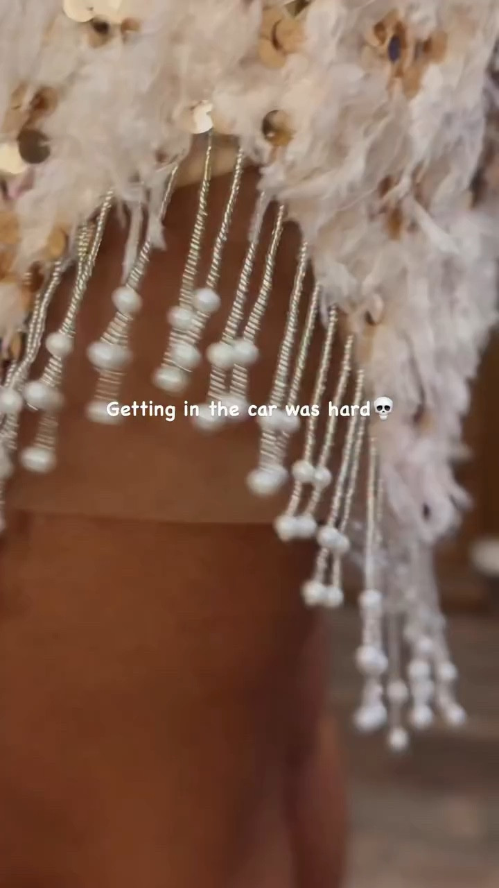 I don’t dress up for special occasions…
I dress up and the ordinary day becomes the occasion. 😆🥰 Let’s be honest — I’m dressed up every day anyway🙈🤭

Comment “beautiful” and I’ll send you the link to this dress in your DMs🤎

#dressupeveryday #dressedup #featherdress #petitefashion #petitestyle