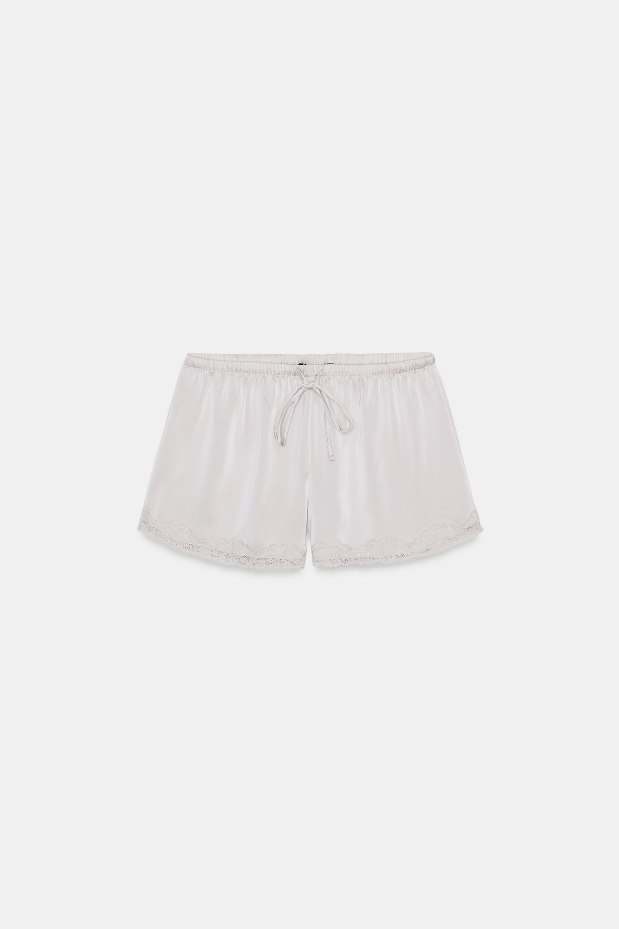 SHORT MINI SATINADO ENCAJE | Zara US