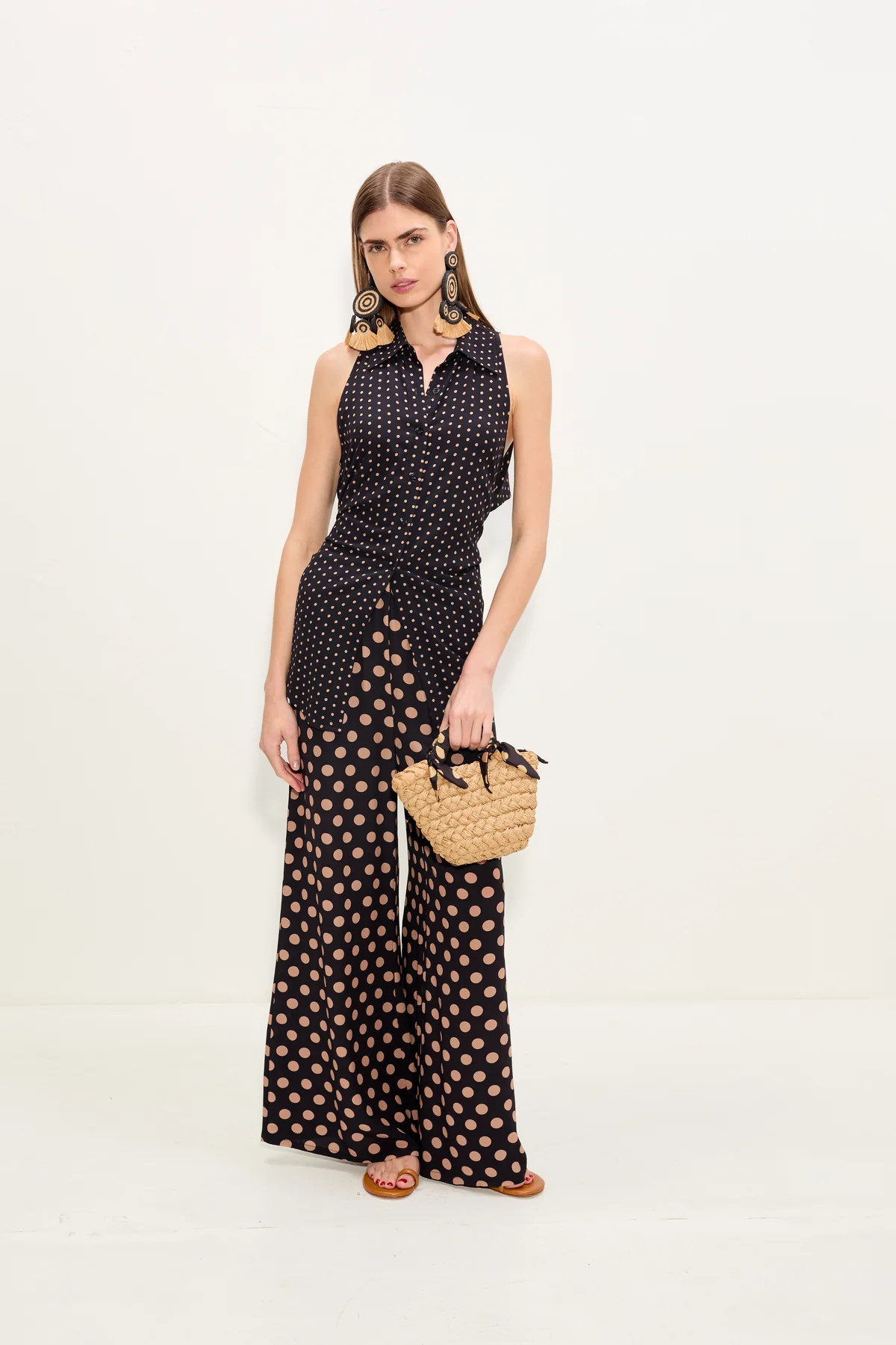 Loch Sleeveless Crepe Button Up In Black/Tan Polka Dot | Simon Miller