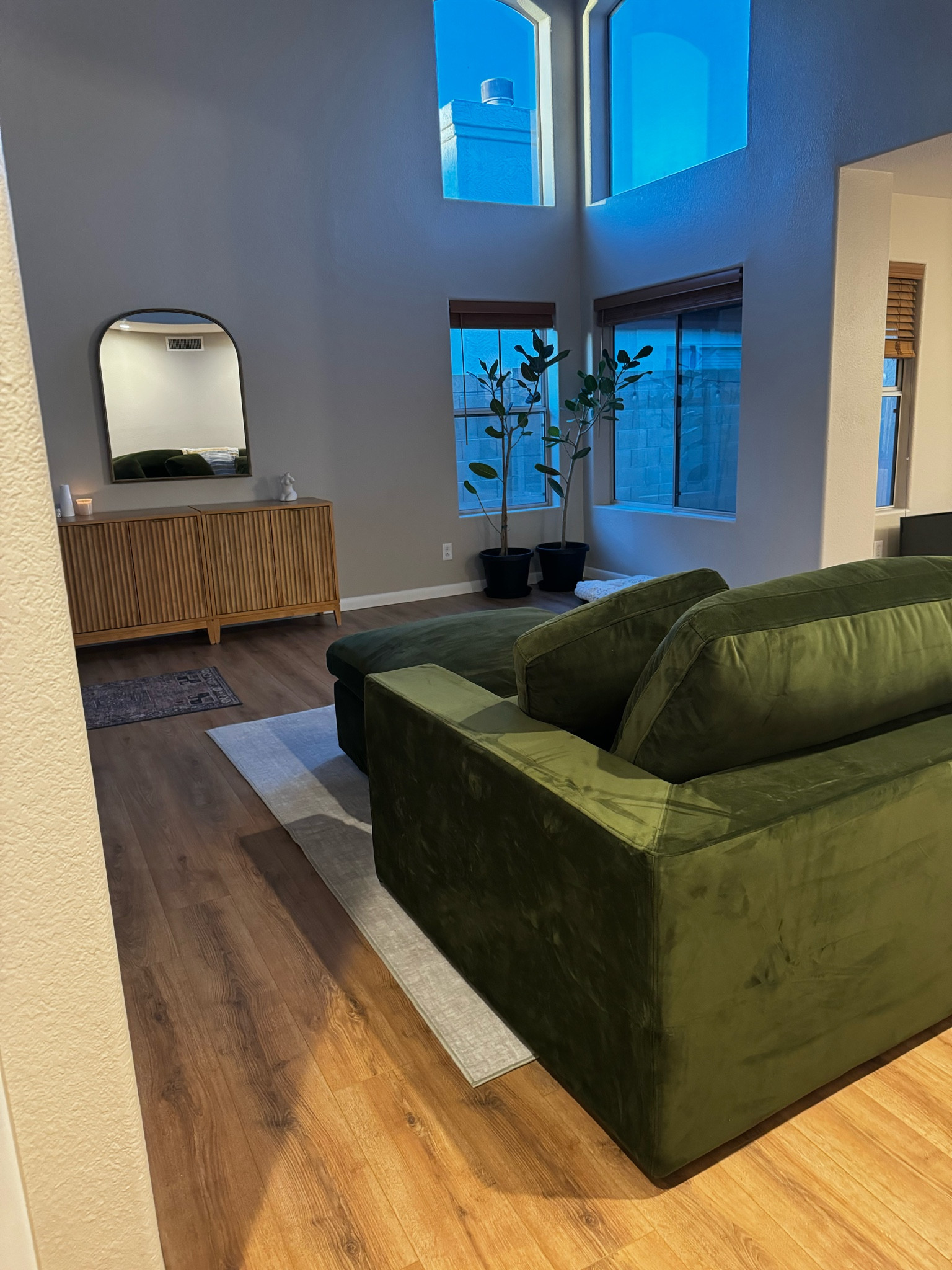 cozy nights, the space is coming together, slowly but surely 😊 


#LTKHome