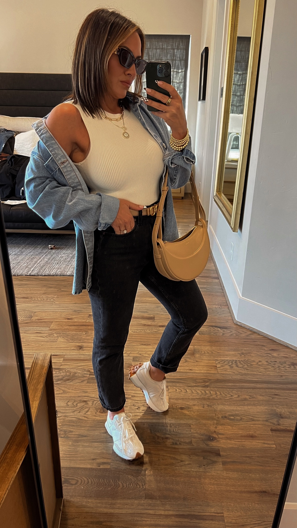 The ultimate mom on the go look for fall, but make it chic! 

#abercrombiestyle #fallfashion #fallfashiontrends #casualoutfits #casualstyle #casualoutfit

#LTKstyletip #LTKover40 #LTKSeasonal