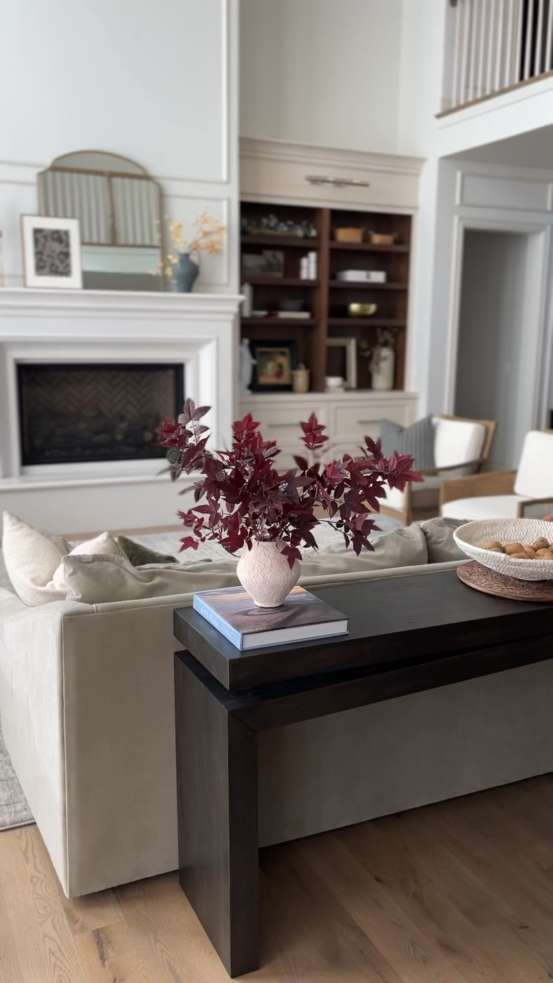 Console Table decor styling 

The award-winning Four Hands console table now comes in Smoky Black, and it is gorgeous! 

Top it off with beautiful decor and books, and you’ve got a winner.

#consoletable #livingroom #shelfdecor

#LTKStyleTip #LTKHome #LTKVideo