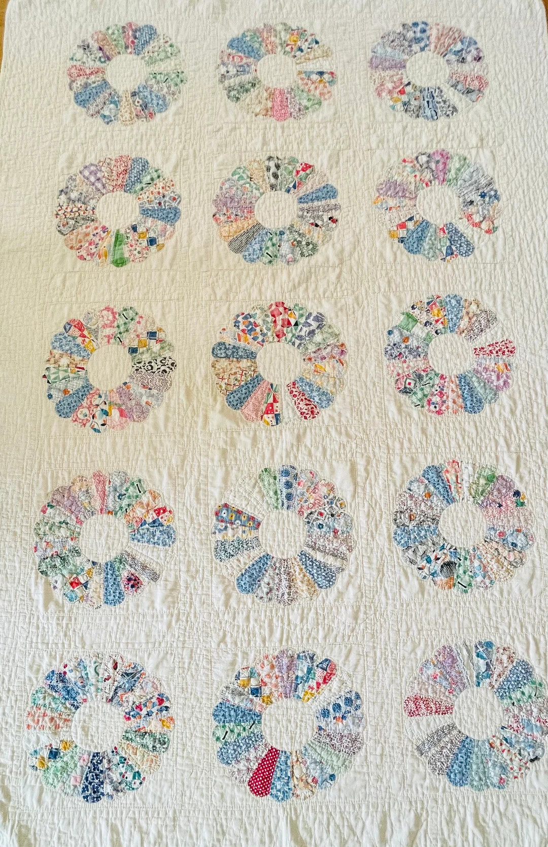 Pretty Handmade Vintage Dresden Plate Quilt Flour Sack Fabrics 58x87 - Etsy | Etsy (US)