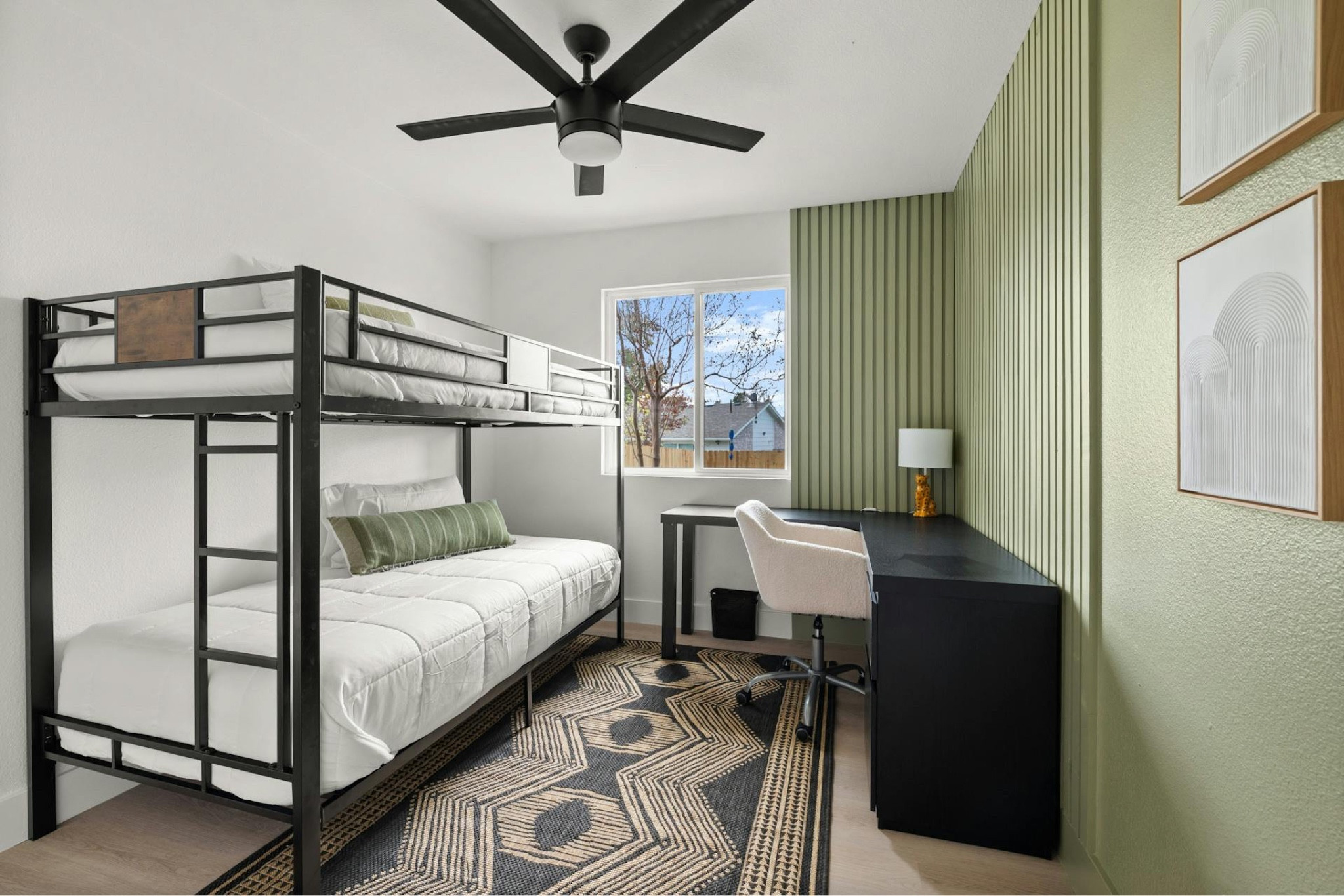 This design allows the room to work double time as both a nice, serene office space and a fun bedroom for 2. The painted slats really highlight the desk space as it’s own area and fun design elements are present throughout.

#LTKHome