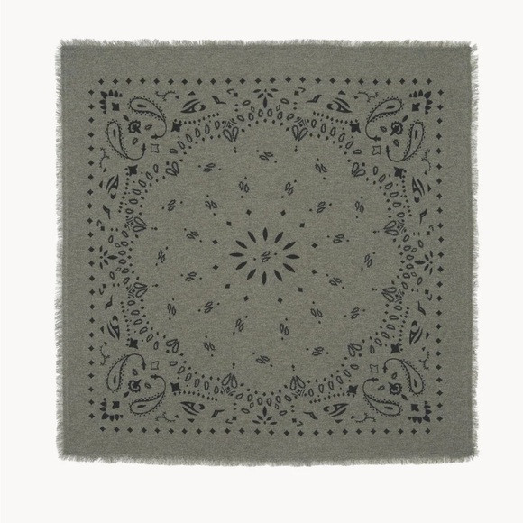 NWT KUJTEN SMALL BANDANA HACHI KAKI
Small Cashmere Bandana | Poshmark