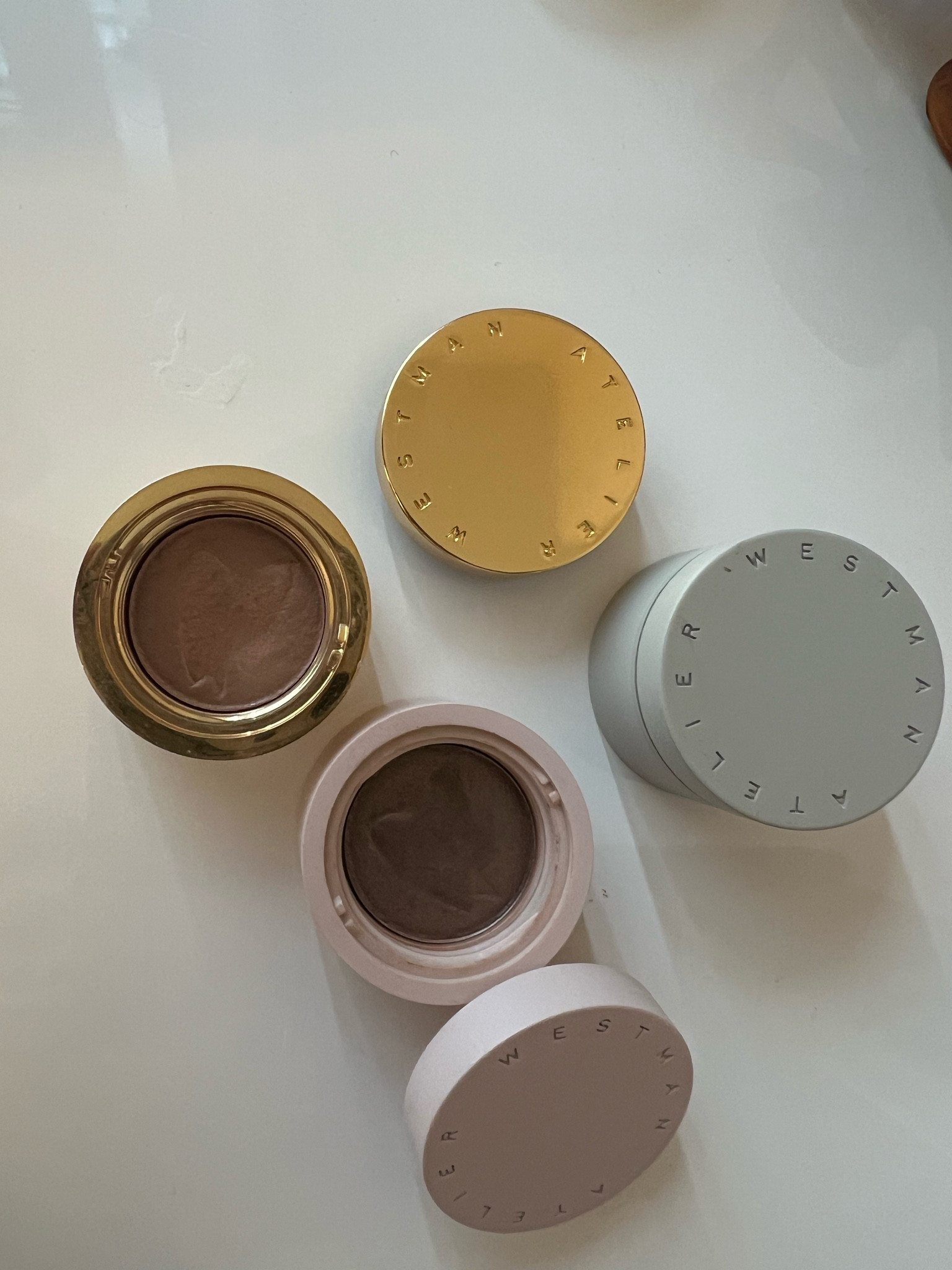 Eye pods 

#LTKbeauty #LTKHoliday #LTKSeasonal