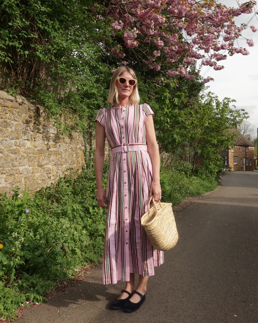 Your dose of summer in a dress.

A great piece you can wear from day to night. For the evening I’d elevate with accessories and strappy heels/wedges.  

For reference I’m wearing a small and I’m 5’9. 

Midi linen dress, stripe dress, stripe midi dress, occasion dress, wedding guest outfit, wedding guest dress, belted linen dress, racing dress, occasion dresses, pink stripe dress, navy mary Jane’s, straw bag, summer dress ideas, spring dress idea, style over 40, fashion over 40, cool mum style, effortless style 

#LTKspring #LTKpartywear #LTKstyletip