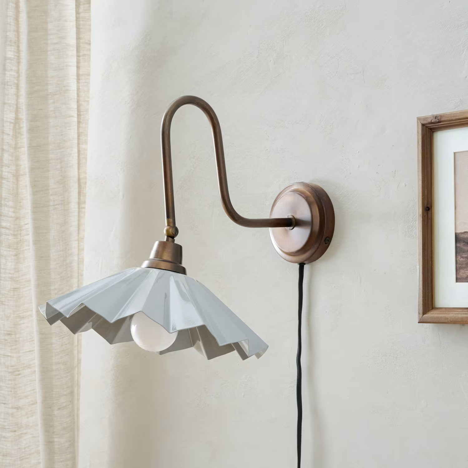 Winston Wall Lamp | Magnolia