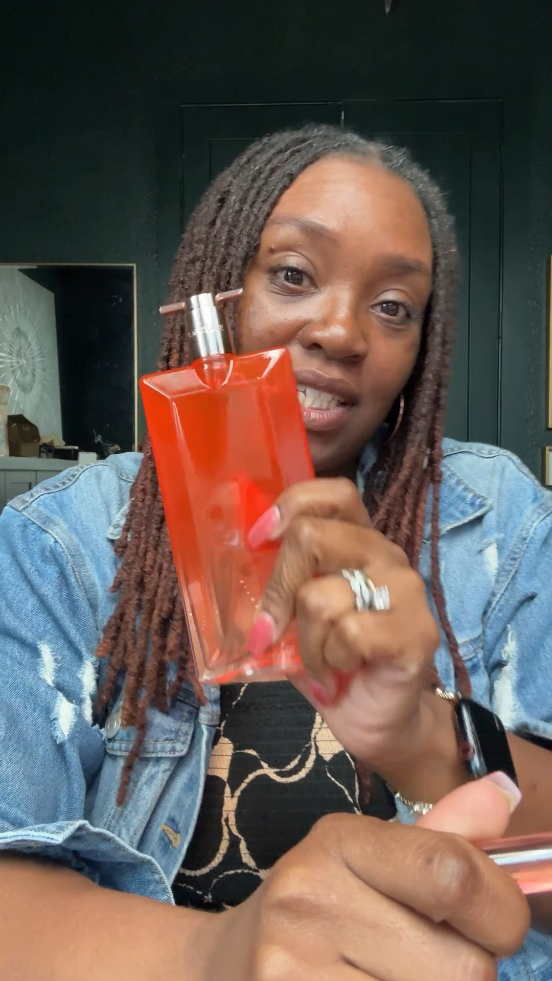 I just got my hands on the new Lancôme Idole Peach and Roses and wow!! 

It opens up with beautiful juicy pink, then settles into this gorgeous fruity rose fragrance that I absolutely love. 

It’s perfect for this time of year and in my opinion one of the best flankers from this love. Absolutely love! 

#LTKselfcare #LTKstorytime #LTKBeauty