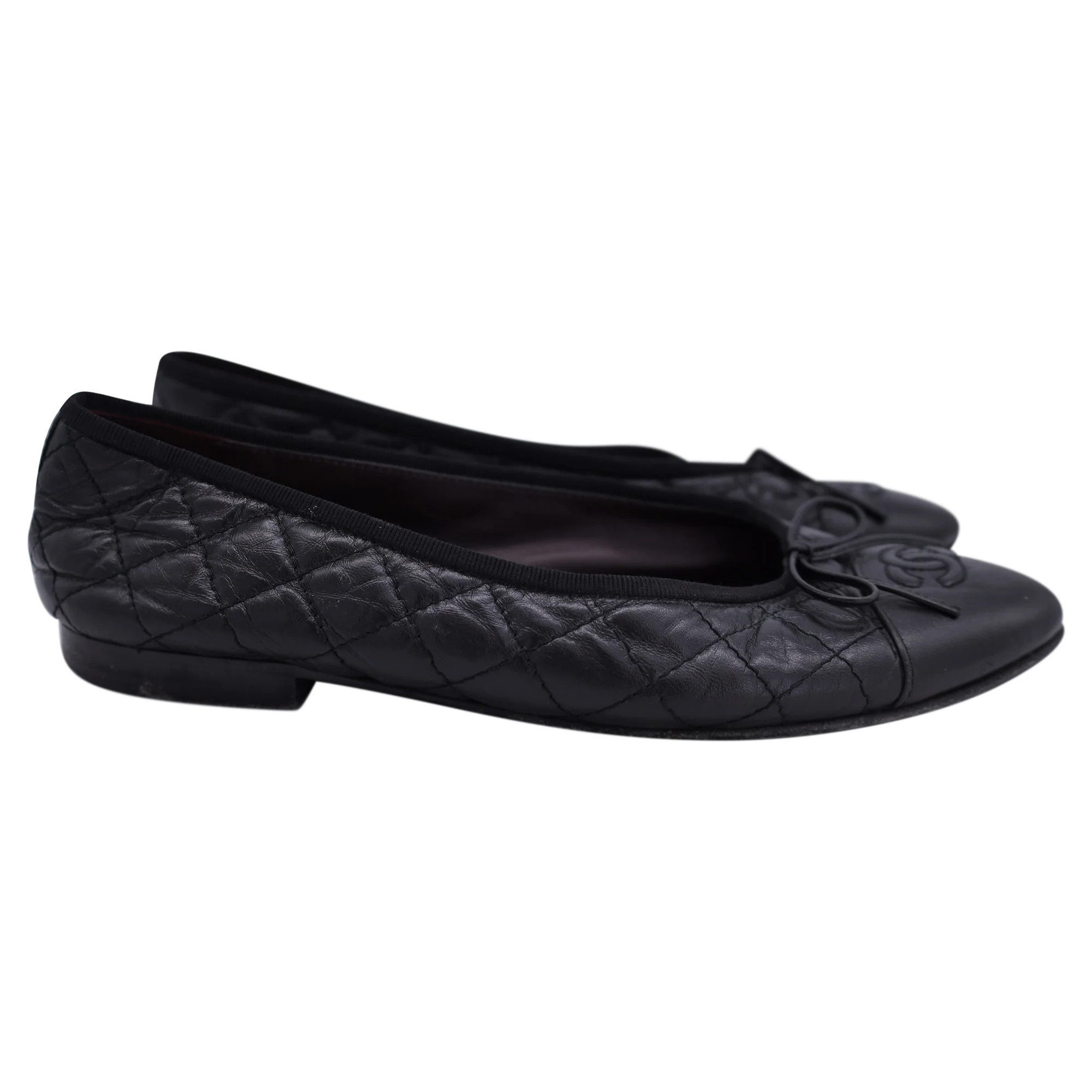 Chanel Quilted CC Bow Ballet Flats in Black Leather | Shop Simon