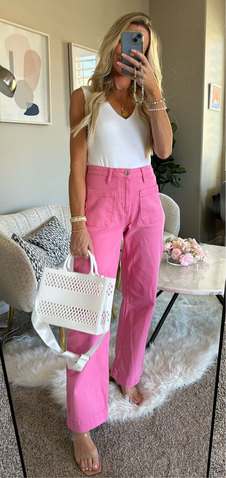 These chinos are soo perfect for everyday or the office! They come in more colors and are on sale! This bodysuit is soo comfortable! Also on sale!! 
Work wear 
Everyday outfit
Office wear

#LTKsalealert #LTKworkwear #LTKstyletip