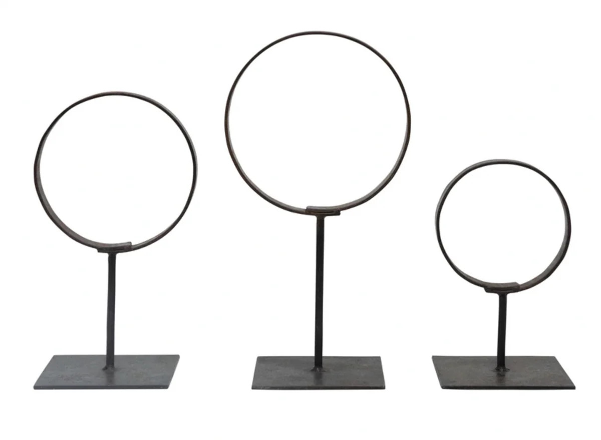 Metal Ring on Stand | Cottonwood Company