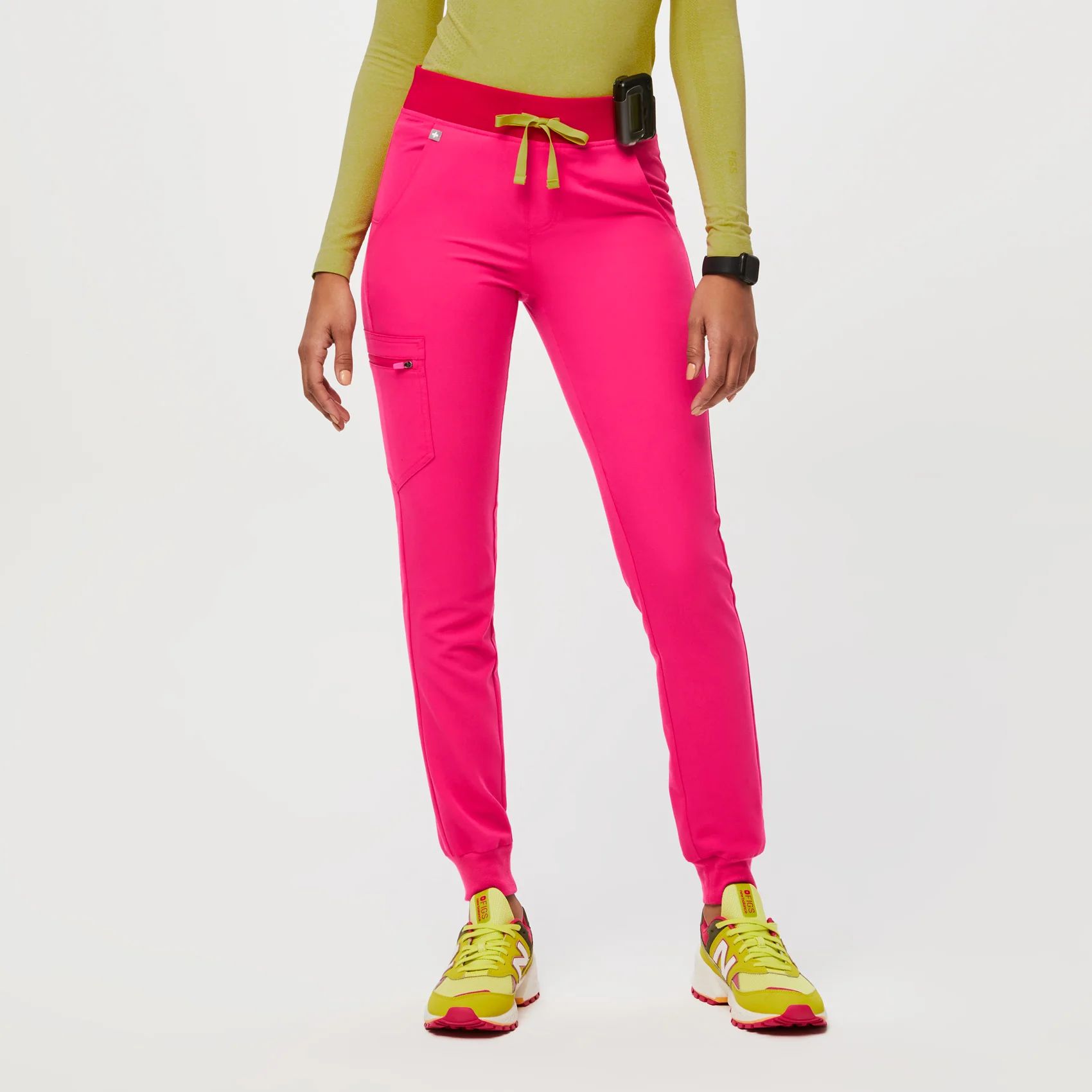 Women's Zamora™ Jogger Scrub Pants - Shocking Pink · FIGS | FIGS