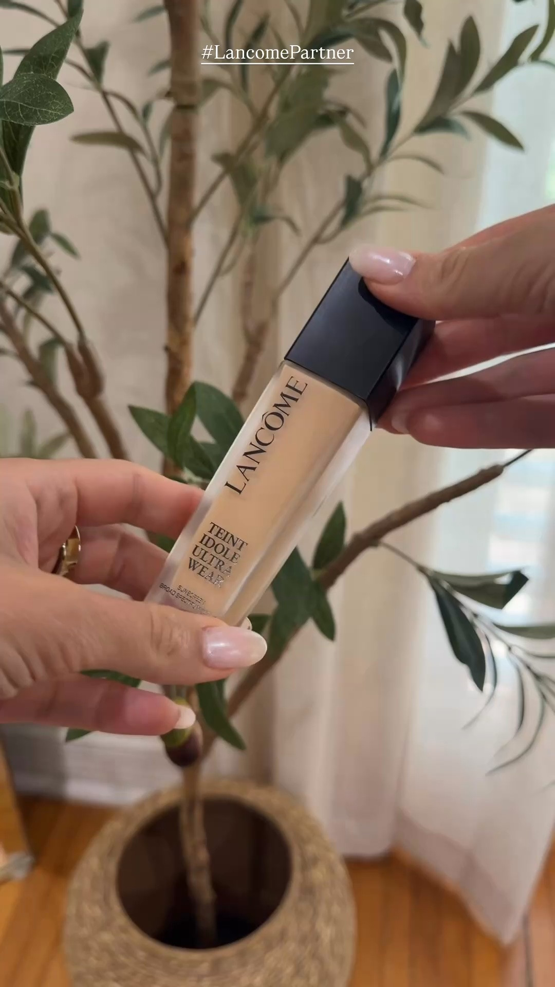 The best foundation: the Teint Idole Foundation! And @lancomeofficial is having a 30% off sale now through 8/25! I love pairing it with the Génifique Ultimate Serum which plumps and hydrates my skin and reduces fine lines and wrinkles. I could not recommend it enough! @shop.ltk #liketkit #LancomePartner #LancomeMakeup #LancomeSkincare