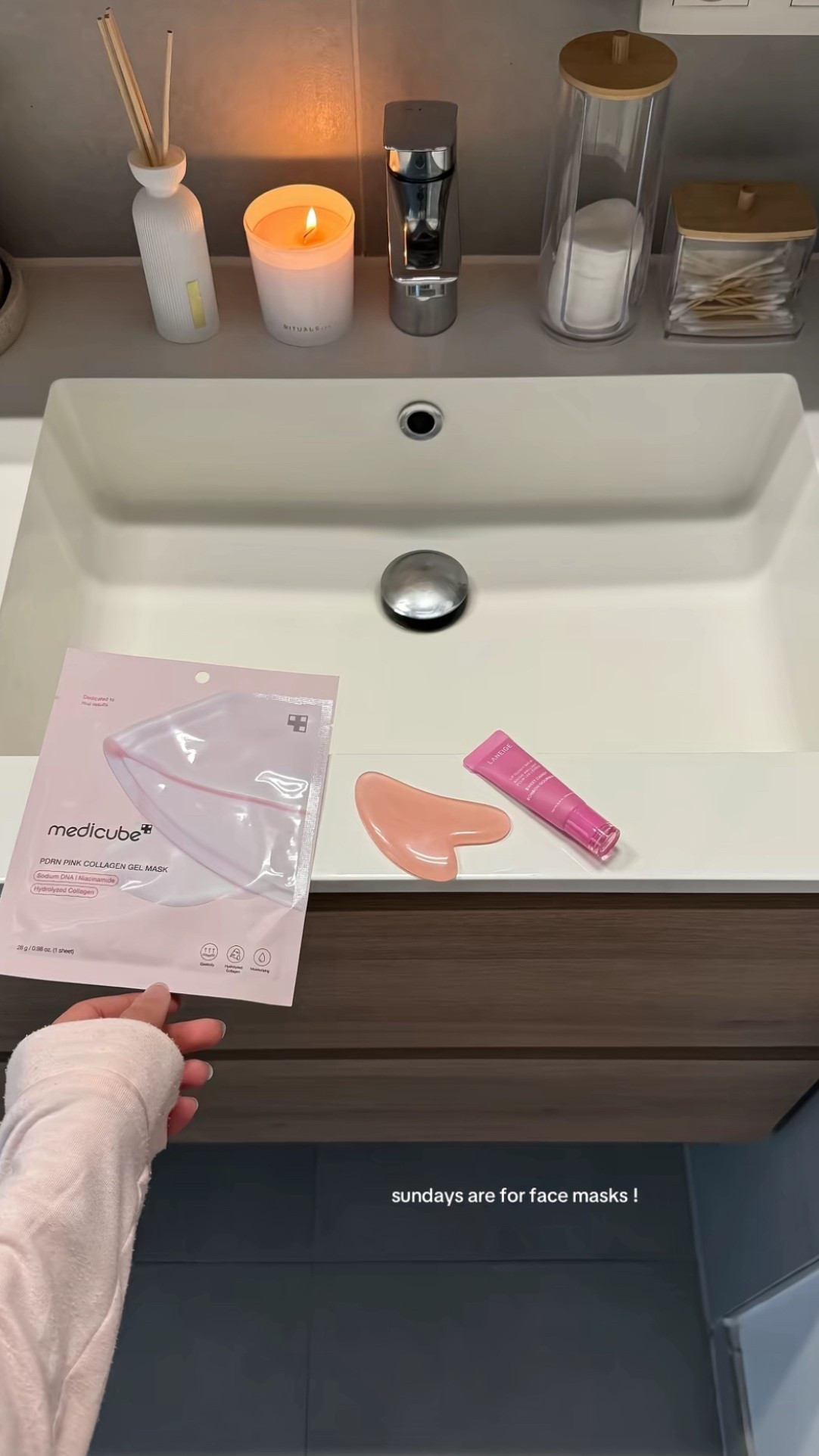 Medicube overnight collagen mask

#LTKfestive #LTKwinter #LTKuk