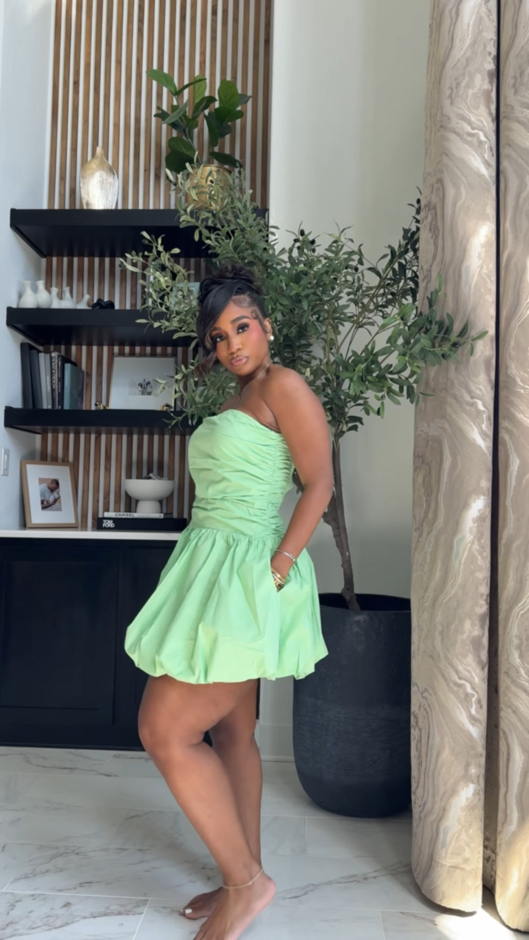 under $100 spring dresses! Mini strapless dress! Green color is trending! 

#LTKspringtrends #LTKootd #LTKMidsize