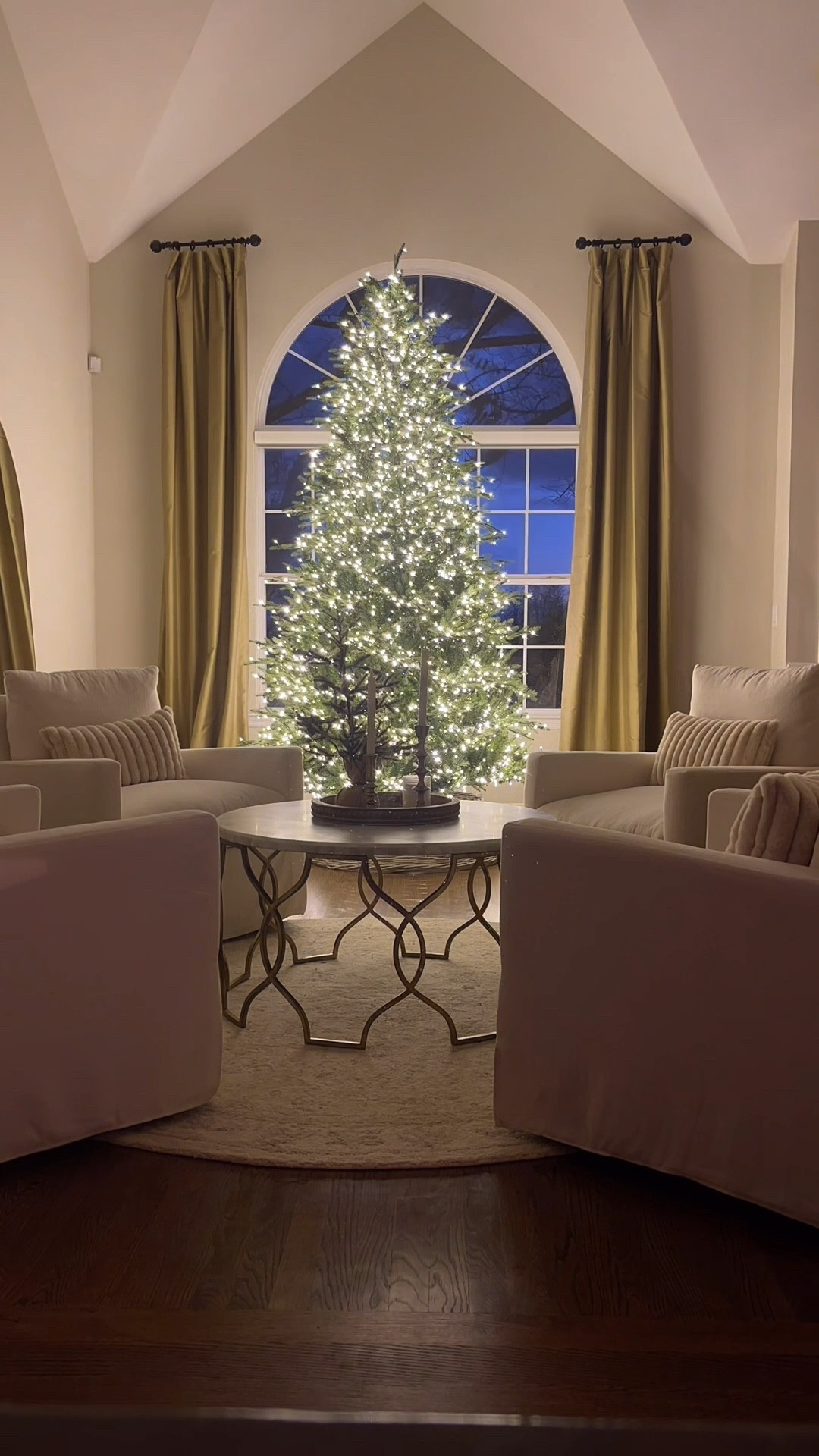 It’s officially Christmas in our house… and this twinkling Christmas tree is bringing all the magic this year. Fast to assemble, remote-controlled, and the sparkle at sunset is the best 🤍✨



Next up: decorating the tree with all the nostalgic ornaments we’ve collected over the years. 

Now that the kids are older and coming home for the holidays, it’s become our tradition to hang them together after Thanksgiving — and having my favorite elves help decorate is truly my favorite part 🤍🎄

What’s a holiday tradition your family looks forward to each year?



__________
#classicchristmas
#holidayhome
#christmastreeinspo 

twinkling christmas tree
home depot christmas tree
viral christmas tree
classic christmas decor
holiday home inspiration
christmas tree ideas
christmas decorating traditions
nostalgic ornaments
cozy holiday decor
seasonal home styling
family christmas traditions
neutral holiday decorating
christmas tree glow
holiday living room decor
Home with purpose
Home Depot 
Home decorators viral tree


#LTKHoliday #LTKSeasonal #LTKHome