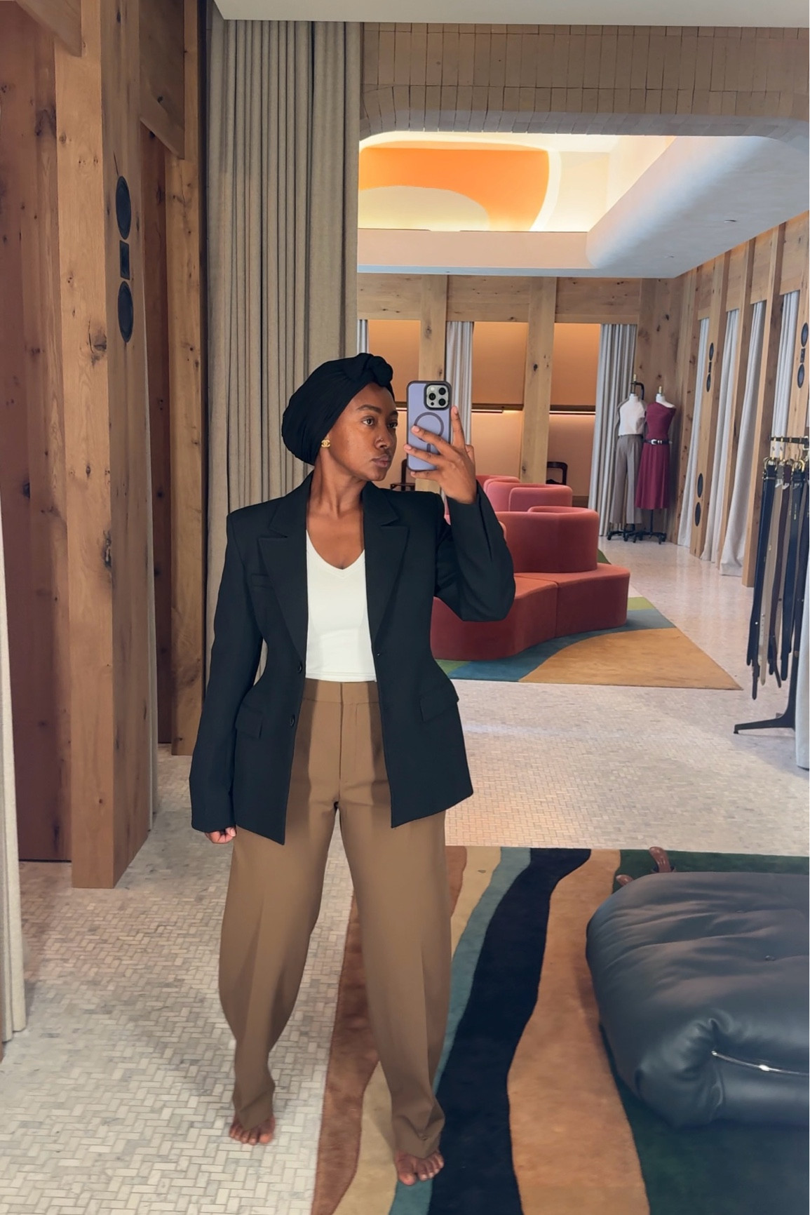 Went to @aritzia for ‘just one thing.’ Now I’m in love with 27 things. Help me narrow it down to two before I cry. 

#LTKWorkwear #LTKU #LTKStyleTip