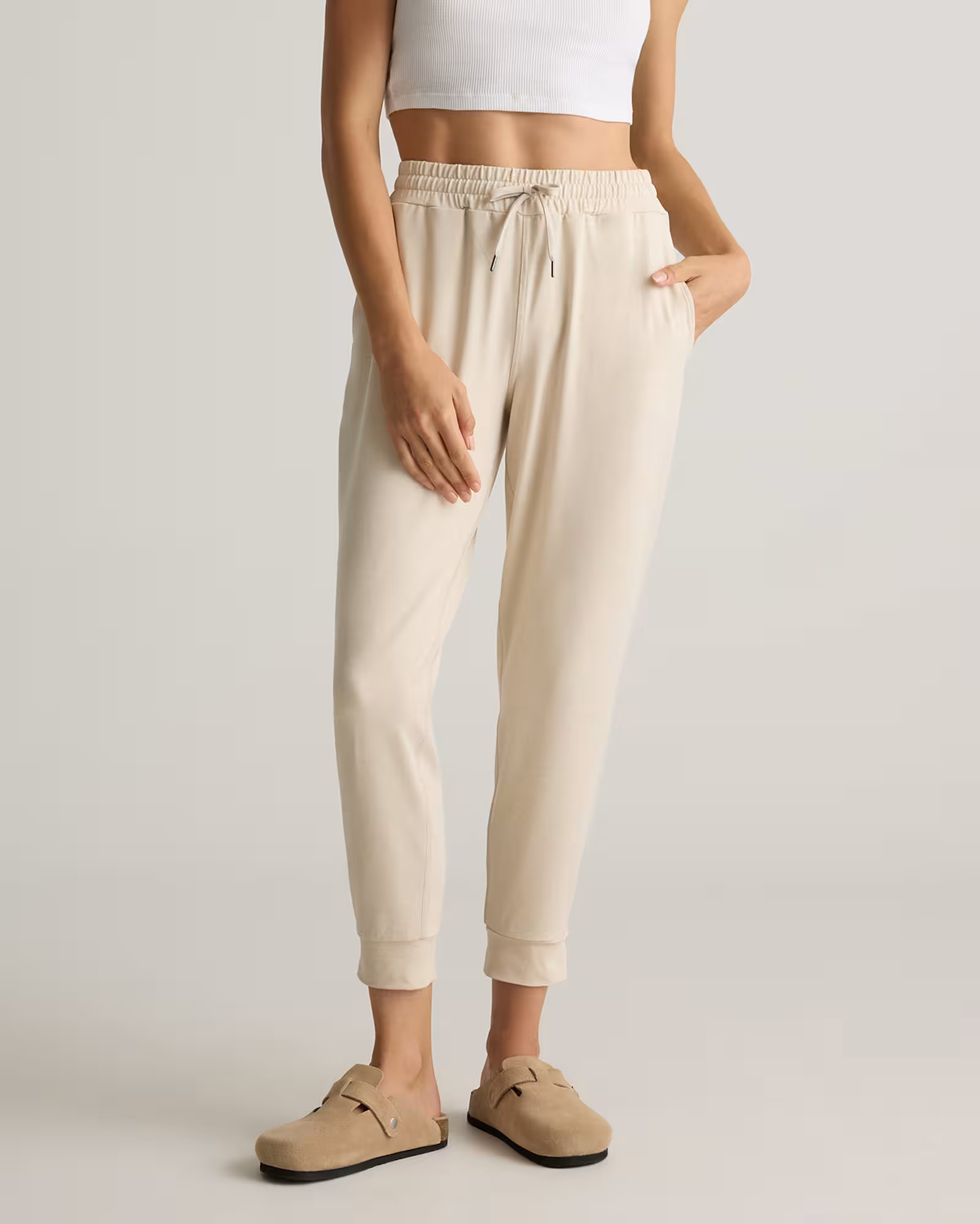 Flowknit Mid-Rise Jogger | Quince