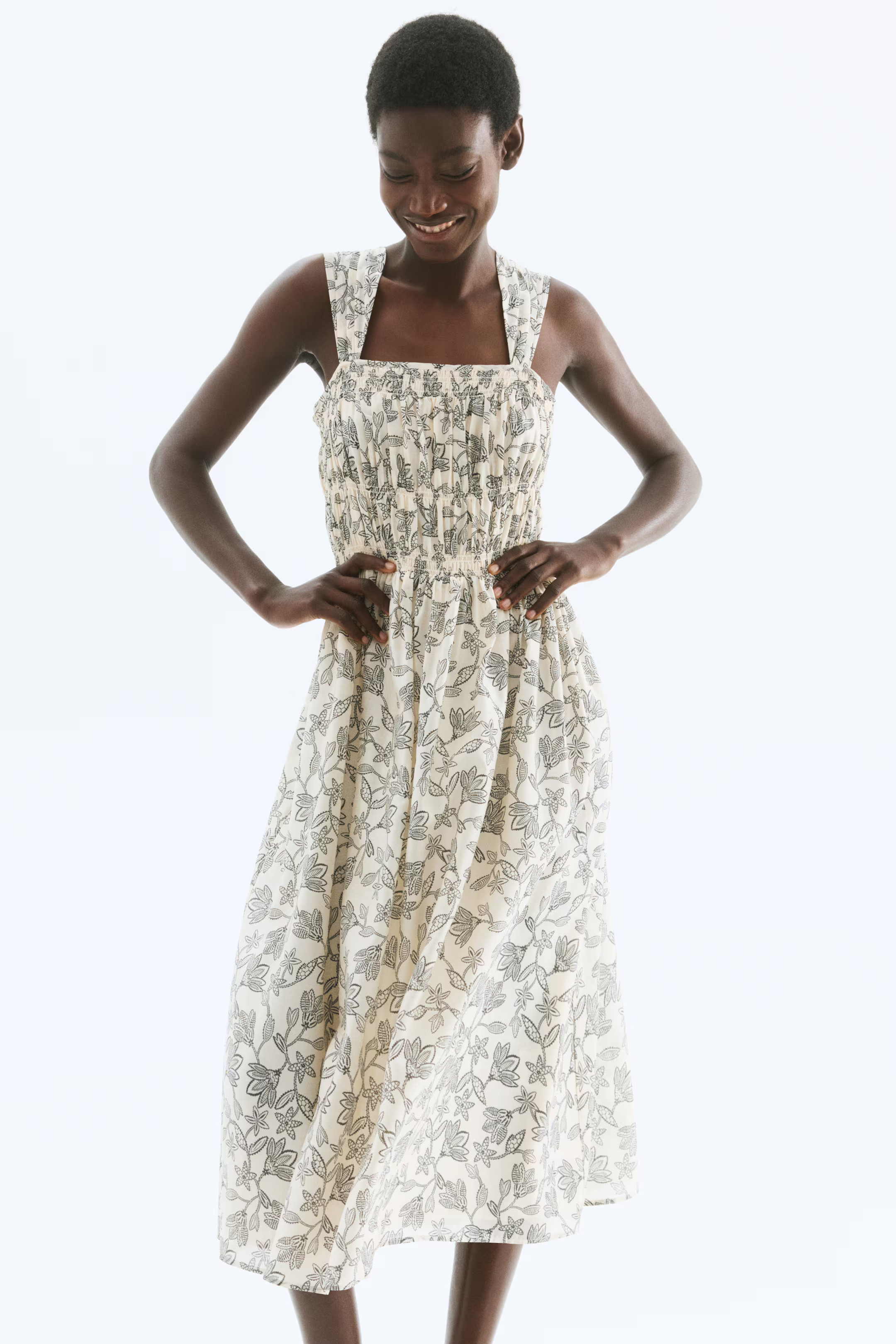 Smocked dress | H&M (UK, MY, IN, SG, PH, TW, HK)