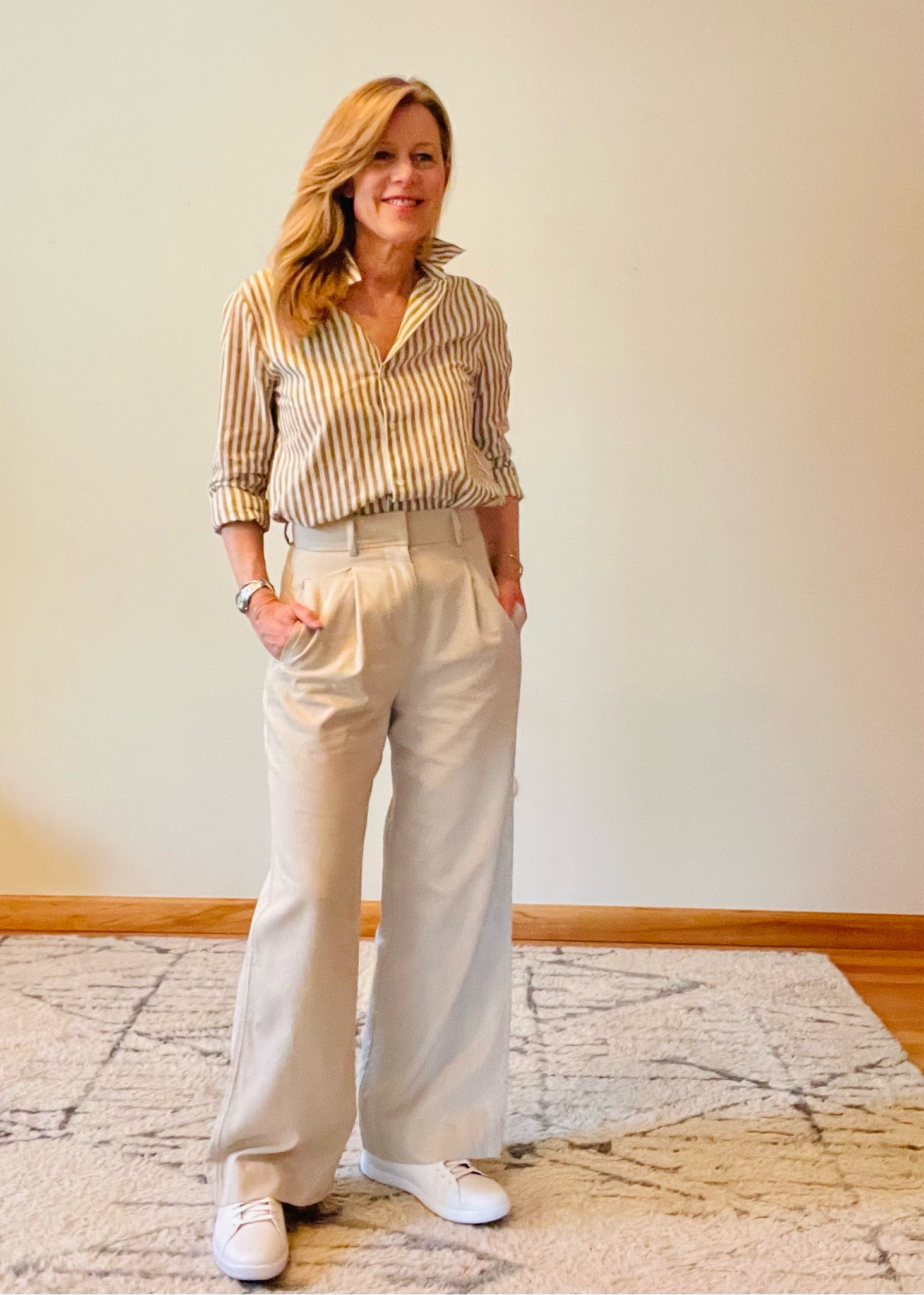 Travel Outift 🌷
#8️⃣ Spring travel outfits from a capsule wardrobe for Europe, or anywhere else. 
➡️Swipe to see the 15 pieces (+ 3 shoes) that combine to create 30+chic outfits — and it all fits in a carry-on bag! Happy travels! 🌍


#LTKtravel #LTKover40

#LTKSeasonal