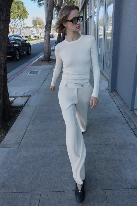 GERADE GESCHNITTENE HOSE MIT MITTELHOHEM BUND | Zara DE