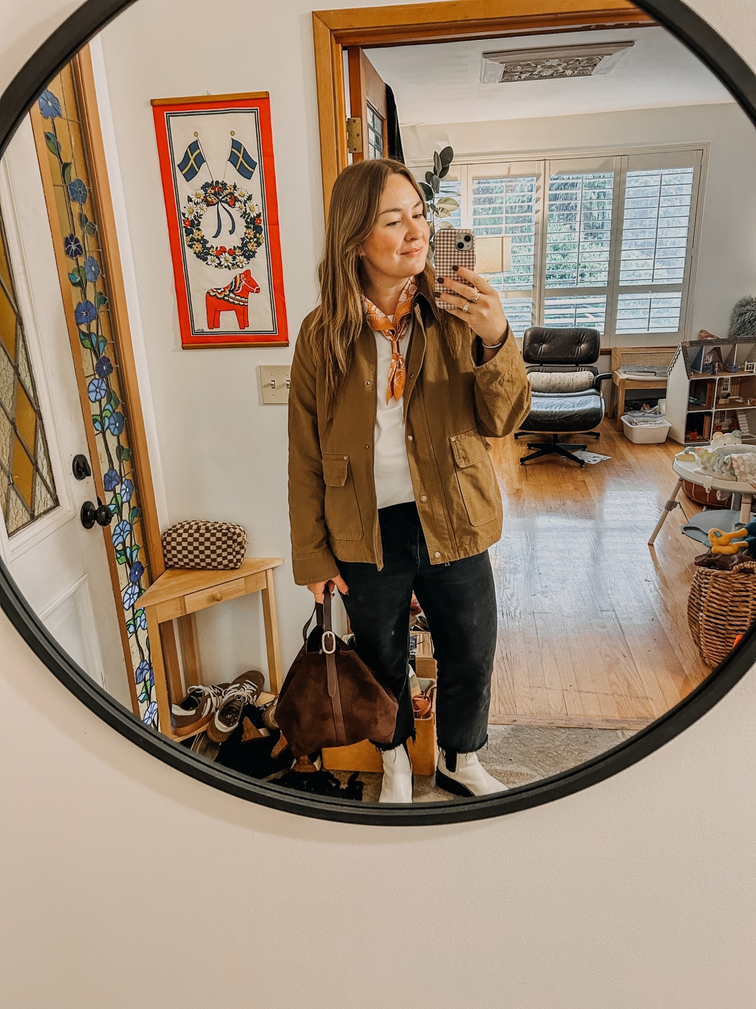 Put on real clothes for a client meeting today! Loving this new Levi’s barn coat and this new bag from *old navy* of all places

#LTKMidsize #LTKFindsUnder50 #LTKStyleTip