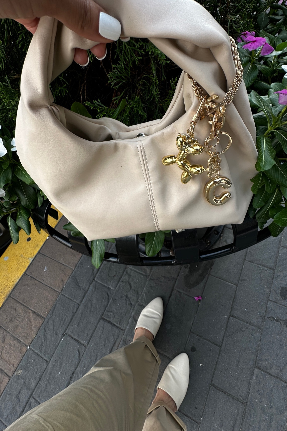 The bag that goes with anything and fits just what you need 

#LTKItBag #LTKCyberWeek #LTKFindsUnder50