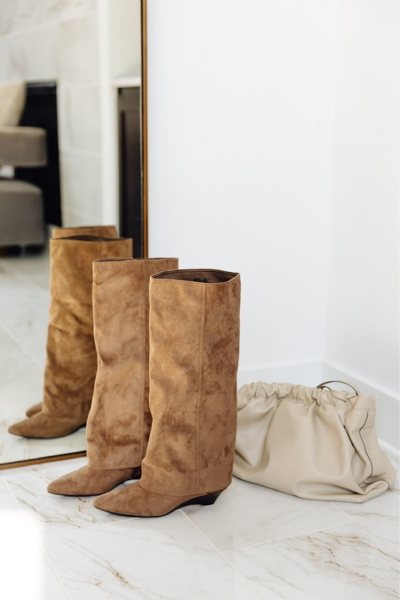 Fall boots worth buying! Affordable and can be styled tons of ways!  Comes in 3 colors!

#LTKootd